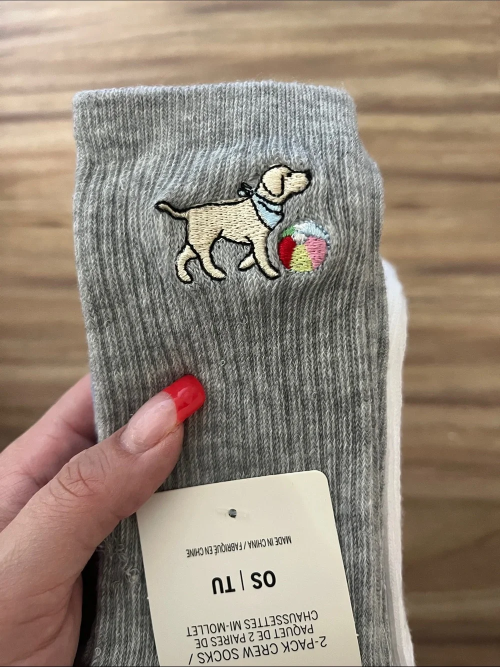 PINK Victoria's Secret Gray & White Crew Sock 2-Pack with Embroidered Dog